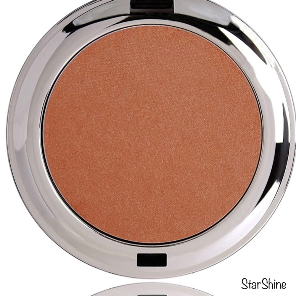 Star Shine | Mineral Face & Body Bronzer Reg.$40